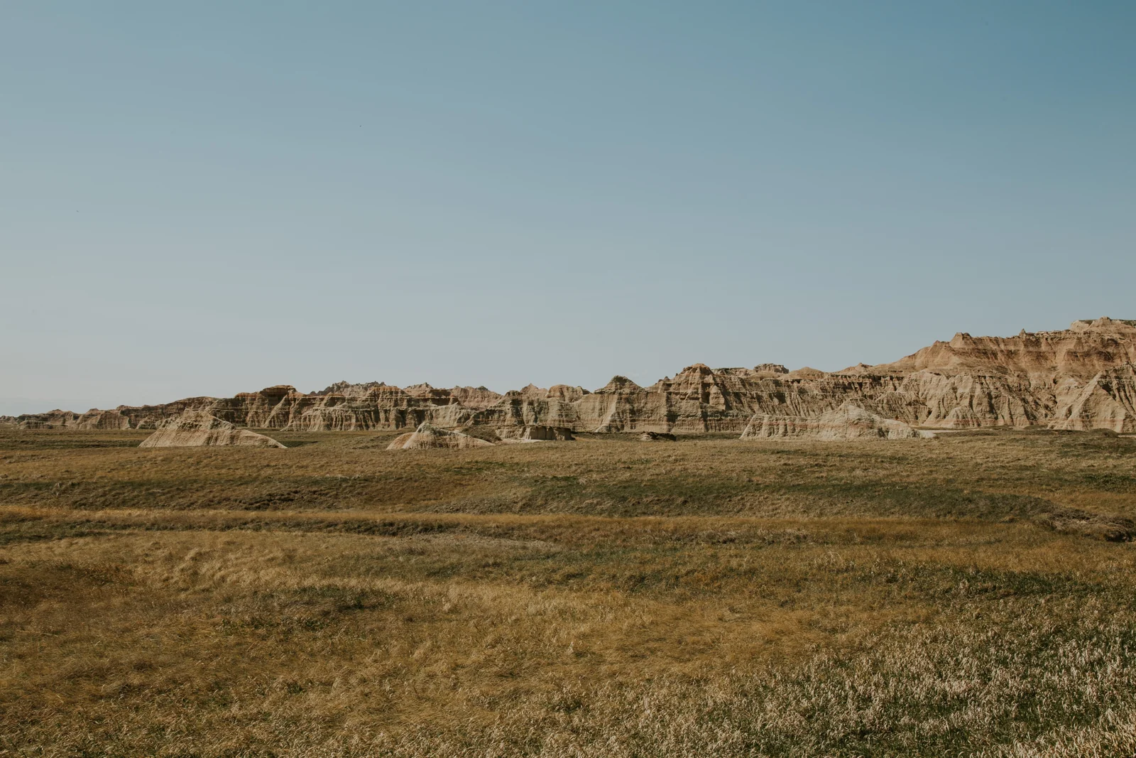 Các sống đất bị bào mòn tại Badlands, Nam Dakota